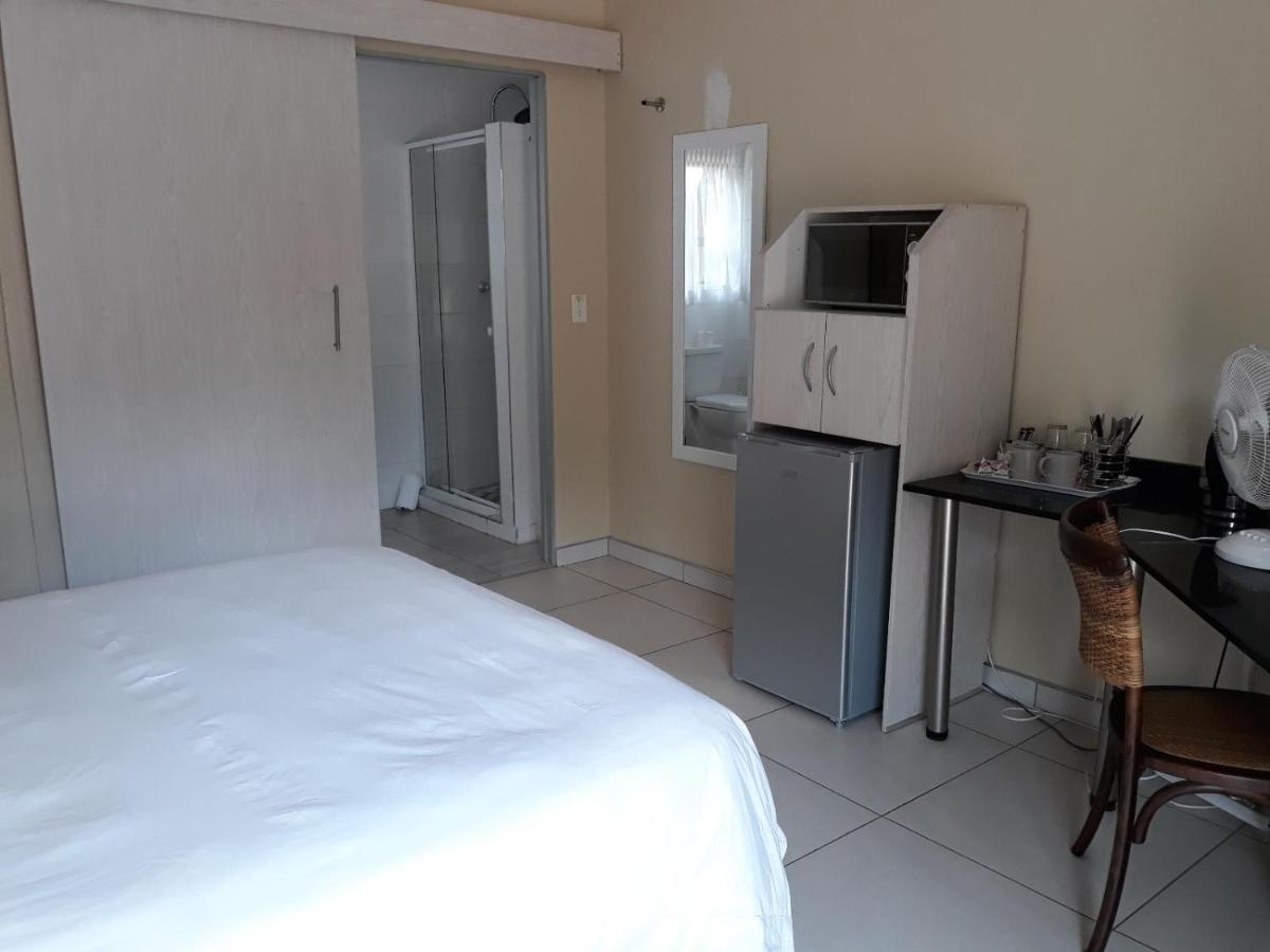 8 Ibis Lane Guest House Johannesburg Zewnętrze zdjęcie