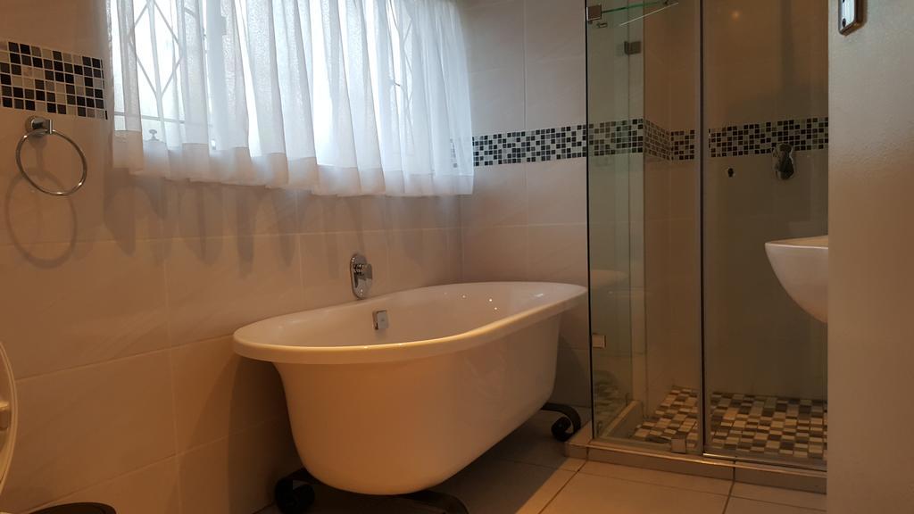 8 Ibis Lane Guest House Johannesburg Zewnętrze zdjęcie