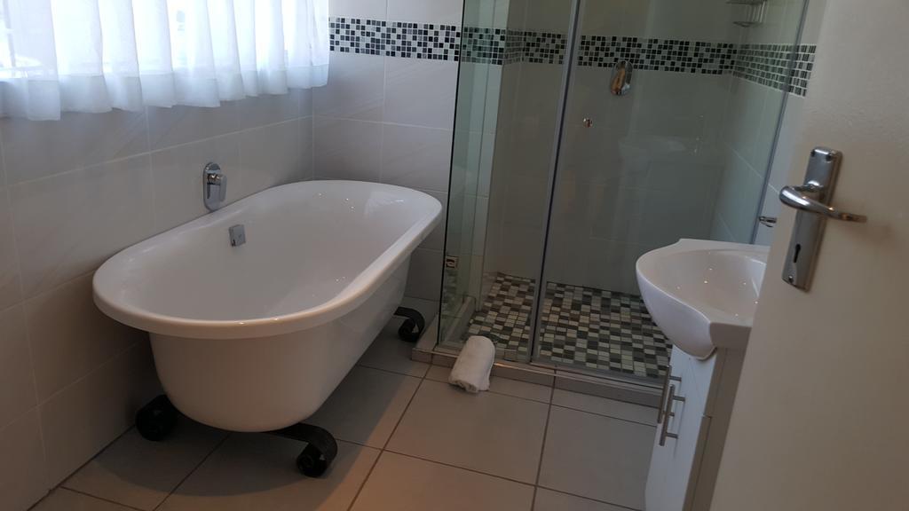 8 Ibis Lane Guest House Johannesburg Zewnętrze zdjęcie
