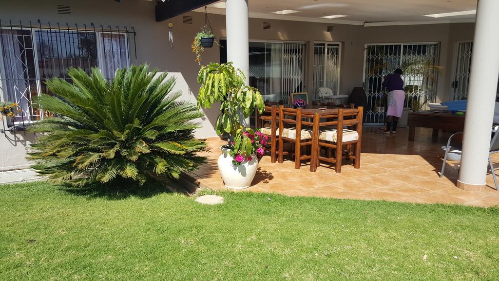 8 Ibis Lane Guest House Johannesburg Zewnętrze zdjęcie