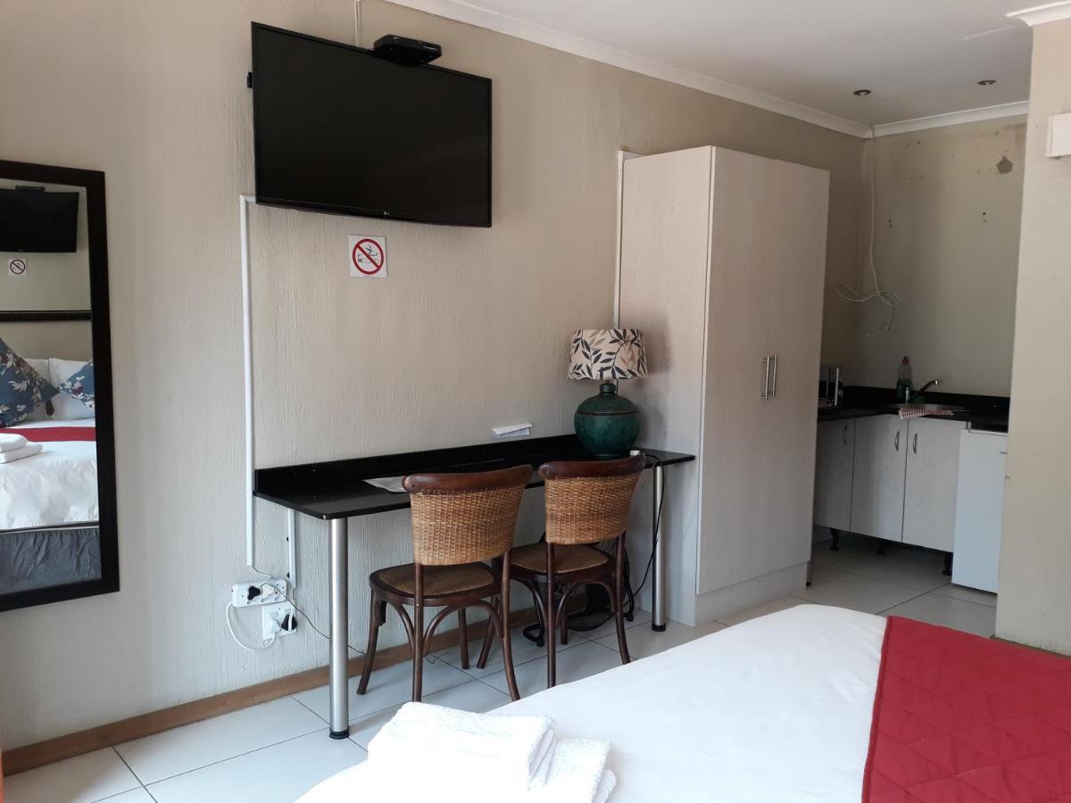 8 Ibis Lane Guest House Johannesburg Zewnętrze zdjęcie